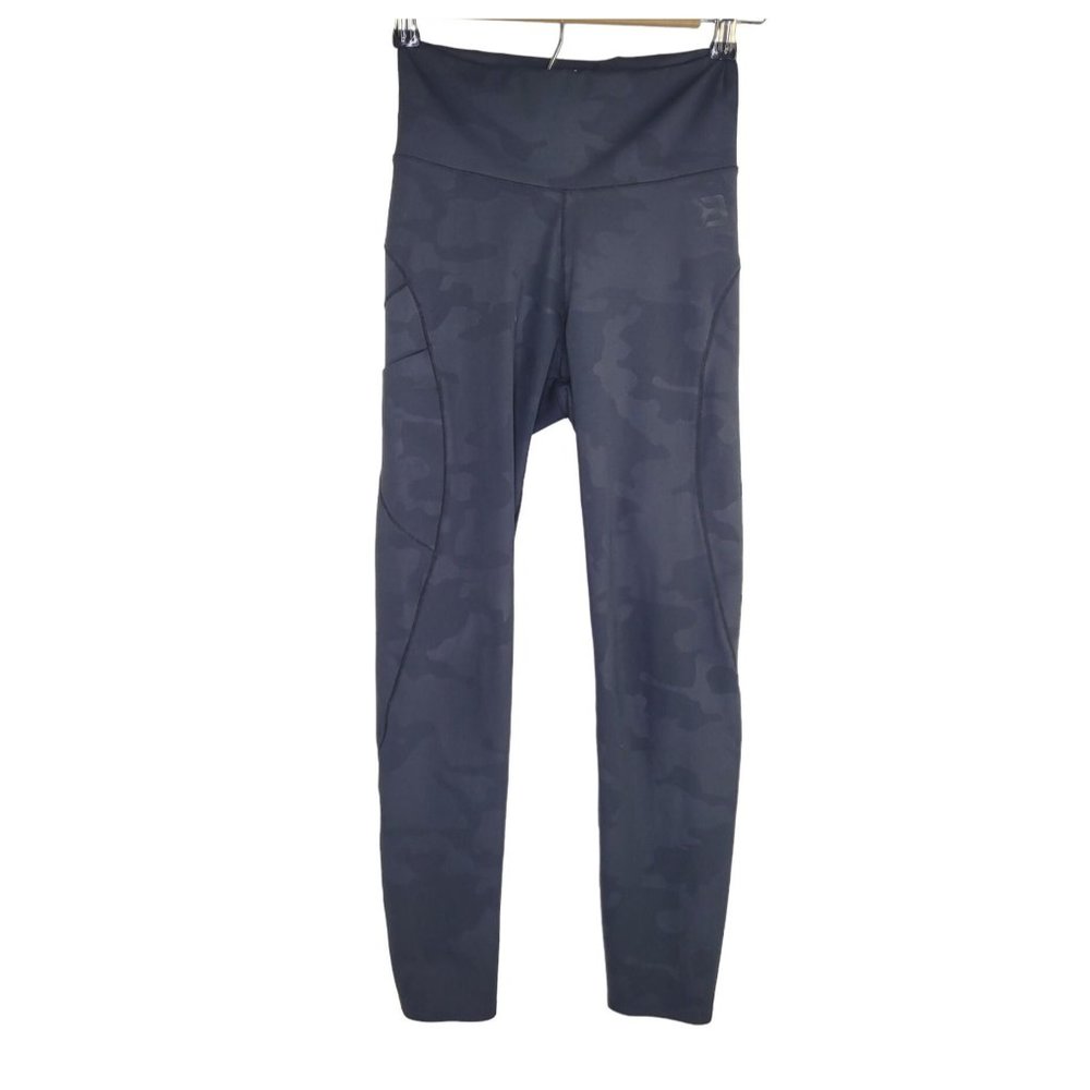 Better Bodies camo black leggings Size Medium